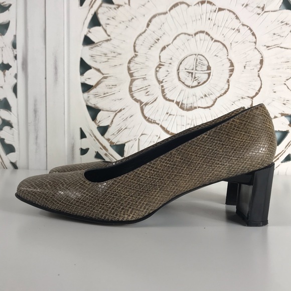 Stuart Weitzman Brown Snakeskin Block Heel Pumps - Picture 6 of 8